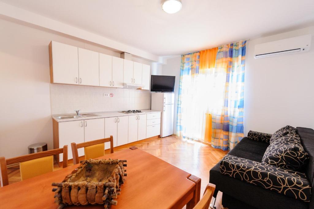 Apartment And Rooms Iva Сплит Екстериор снимка